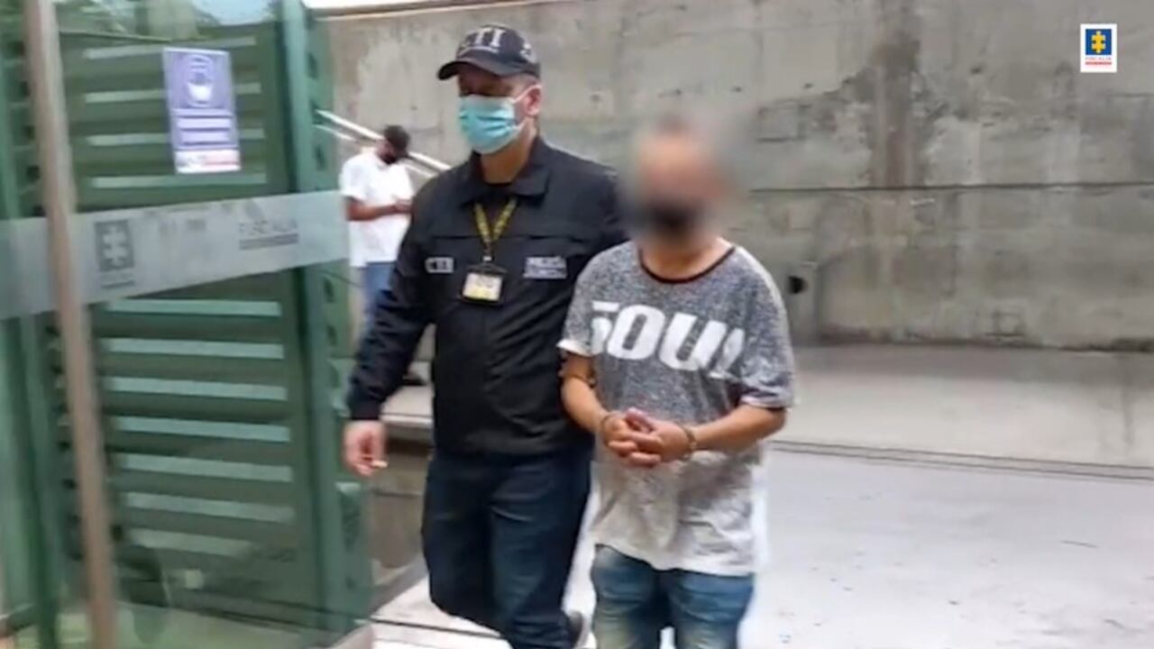 La Fiscalía destacó una dura condena contra un hombre que Antioquia asesinó a su expareja y su hijo, porque no regresaron a vivir con él.