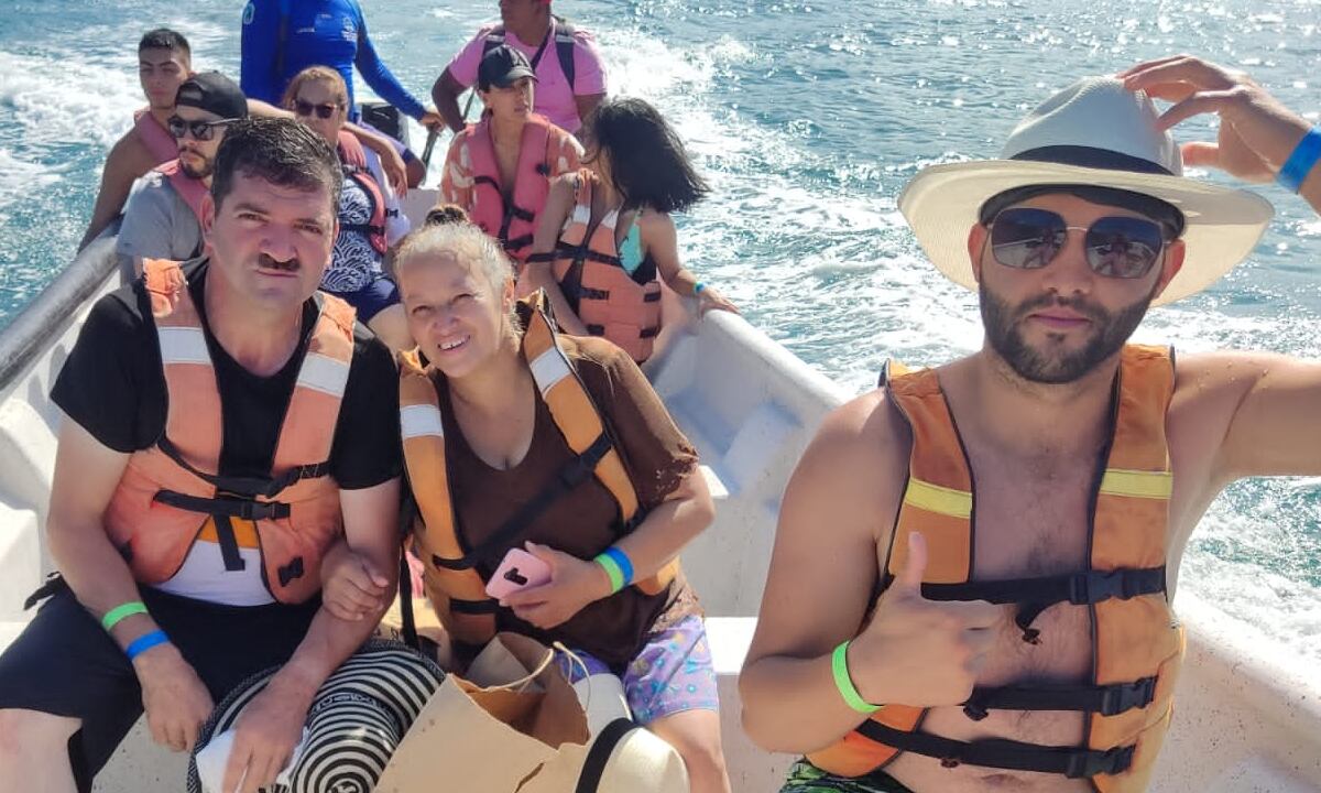 Juan Carlos pardo, colombiano de 25 años, fue rescatado tras cerca de 50 minutos, después de haberse ahogado, según precisan los rescatistas.