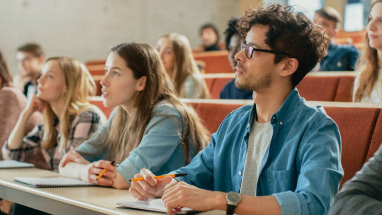 El MBA es el principal programa que se ofrece en esta universidad. Foto: Getty