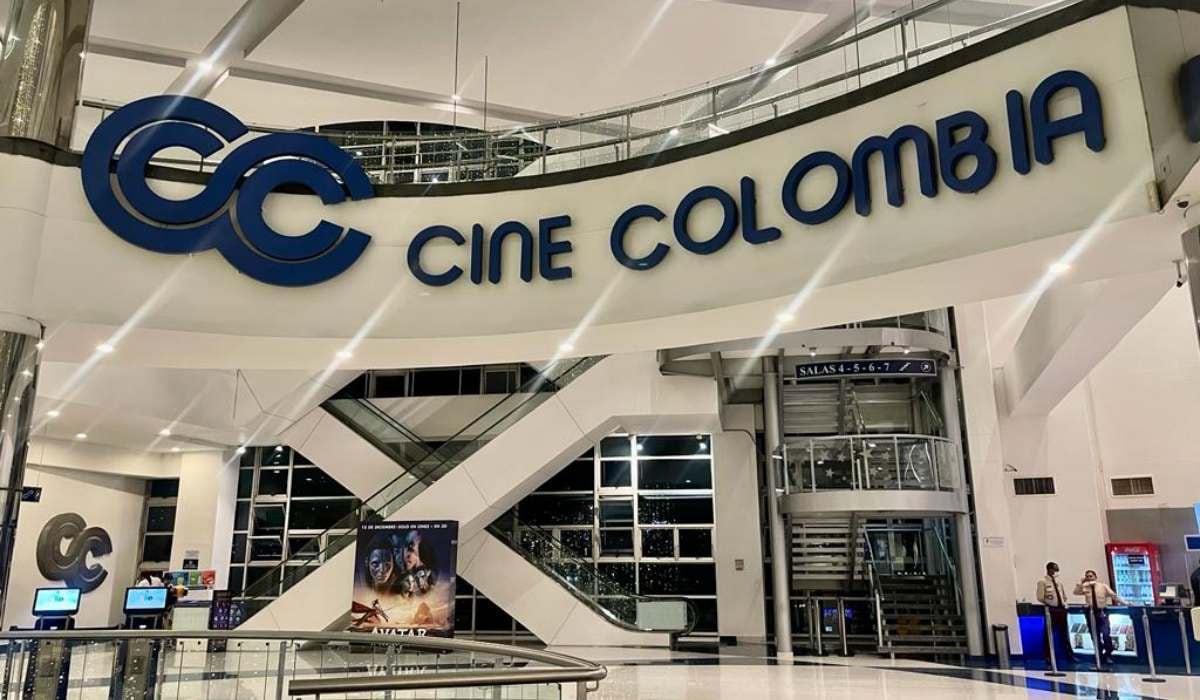 Cine colombia