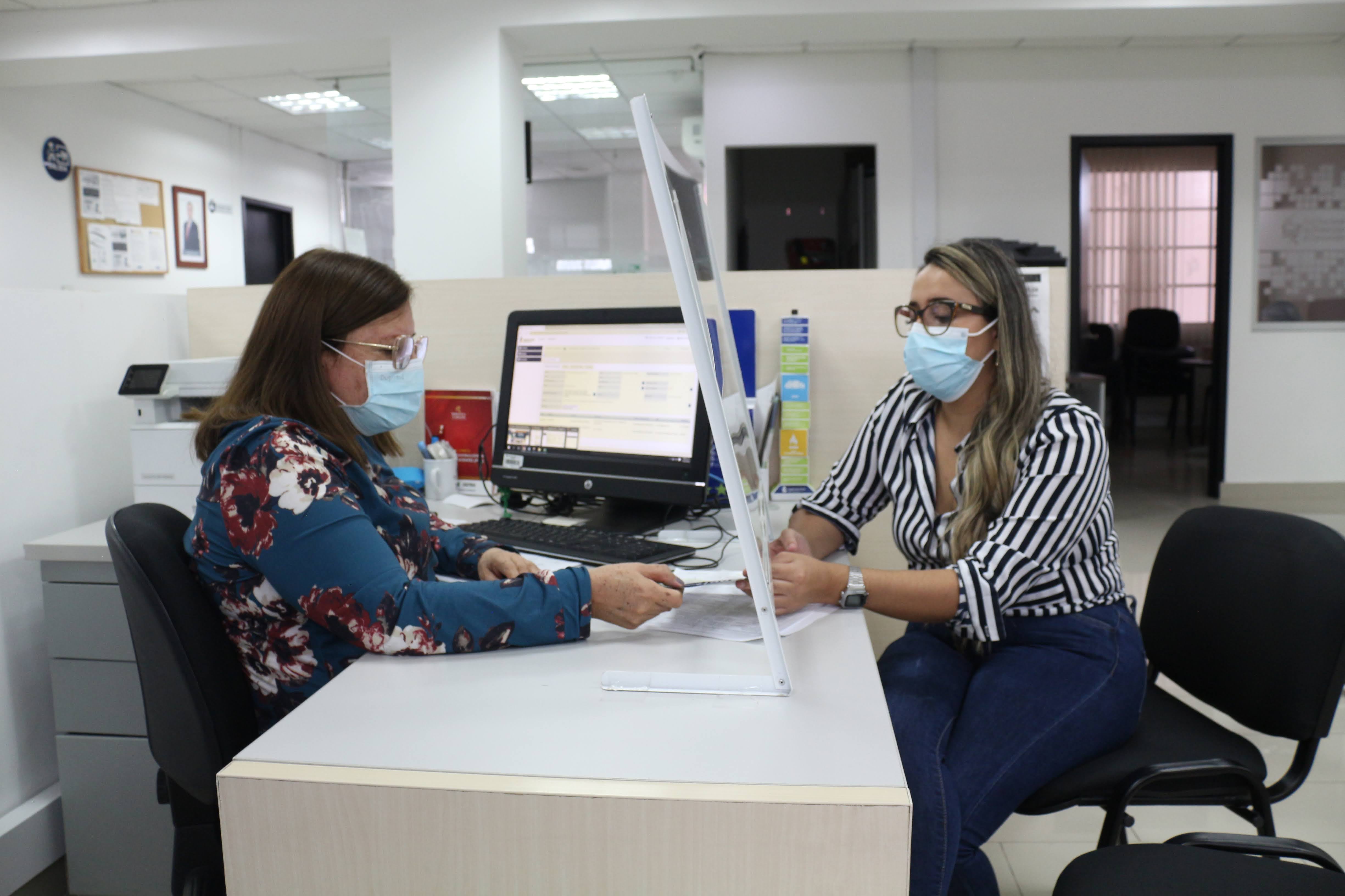 Atención a usuarios de servicios públicos