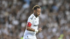 Neymar delantero del Santos de Brasil.