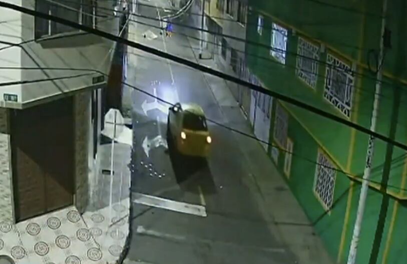 El taxista, segundos antes de arrollar al motociclista.