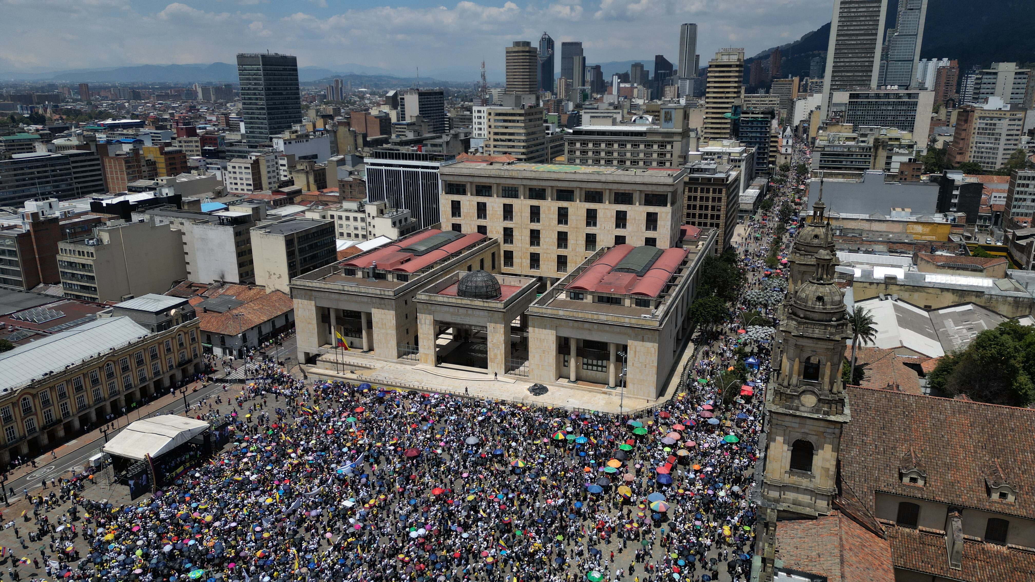 Marcha de las mayorías en contra del Gobierno de Gustavo Petro 
Plaza de Bolívar