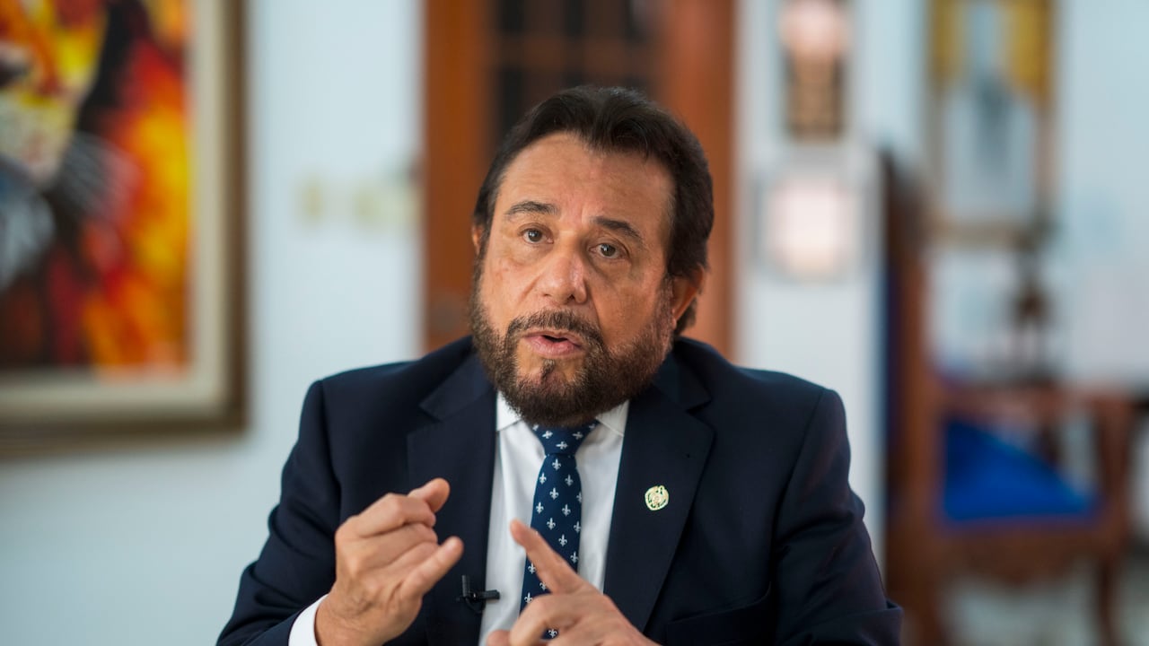 El vicepresidente de El Salvador, Félix Ulloa, habló en SEMANA antes de la posesión de Abelardo De La Espriella.