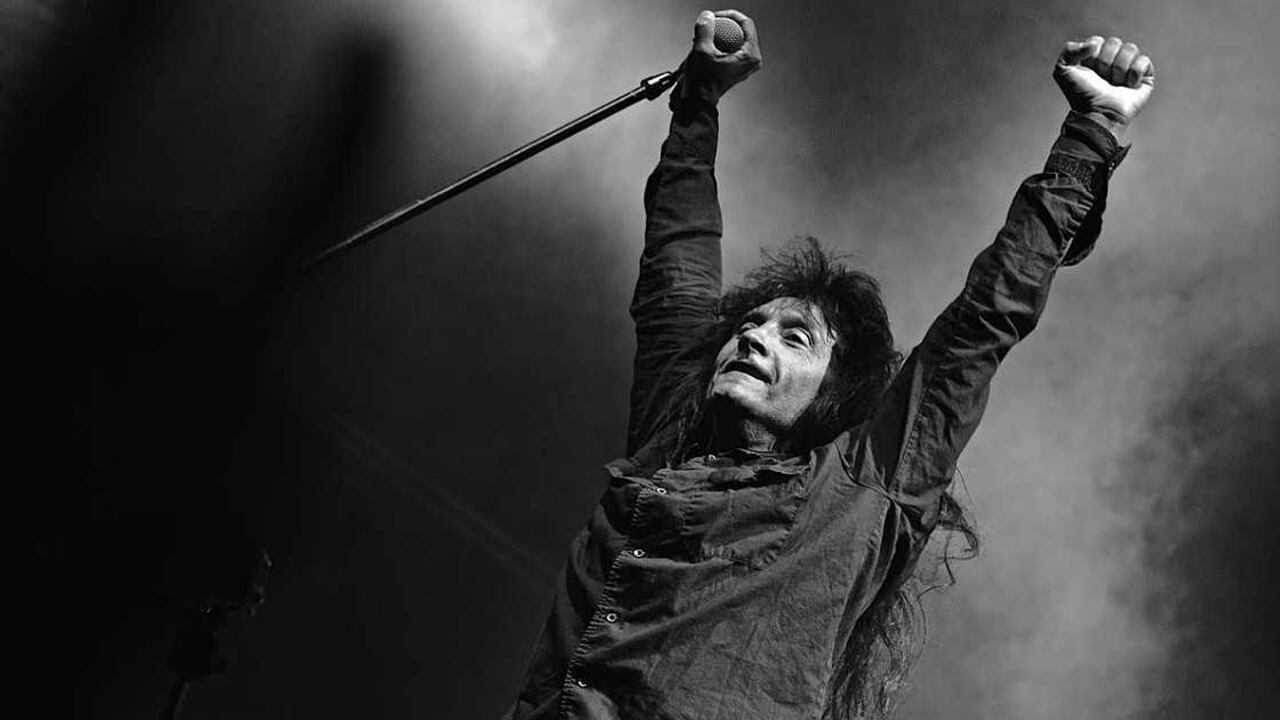 Joey Belladonna, vocalista de la banda Anthrax en el cierre del festival Rock al Parque 2014.