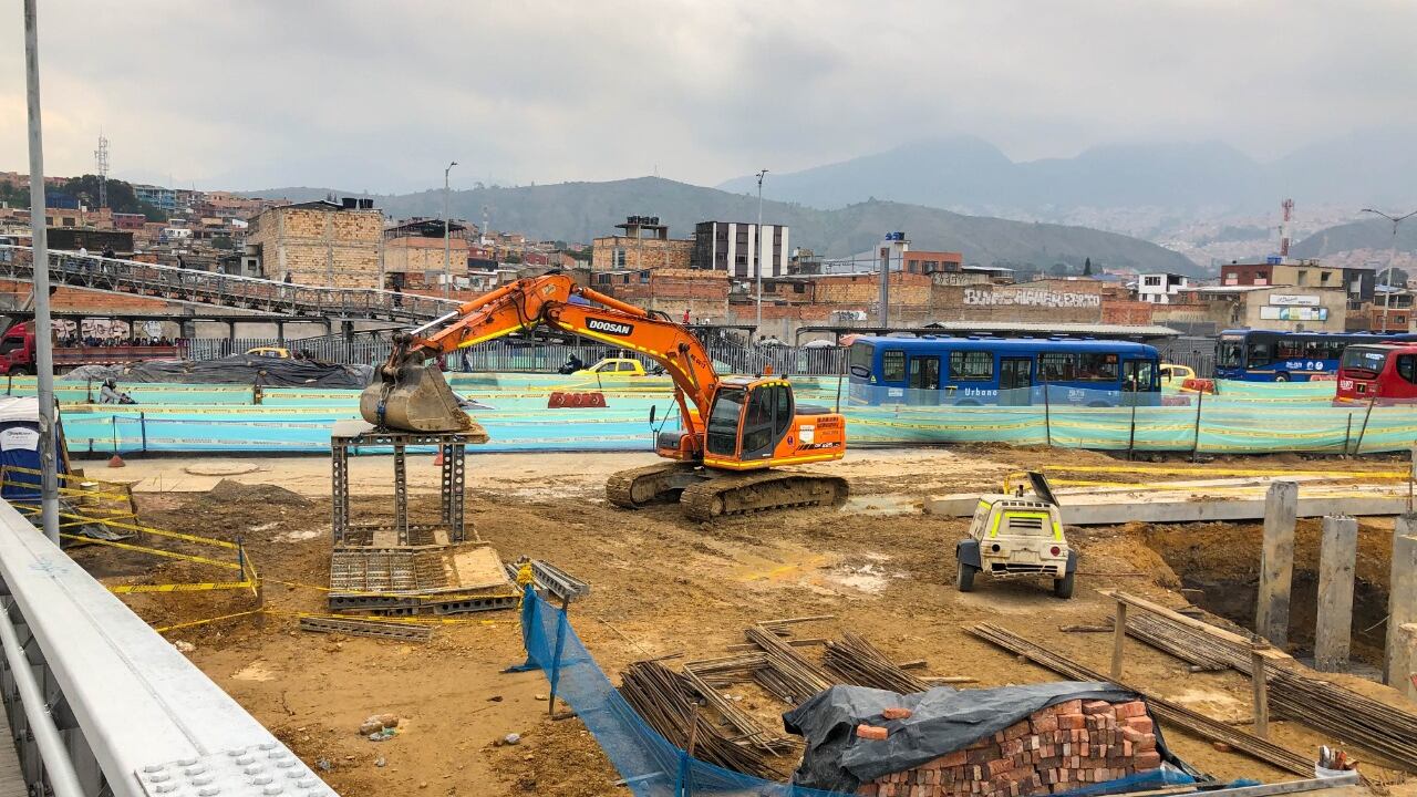 El nuevo puente vehicular Chigüaza estará finalizado en noviembre de 2022.