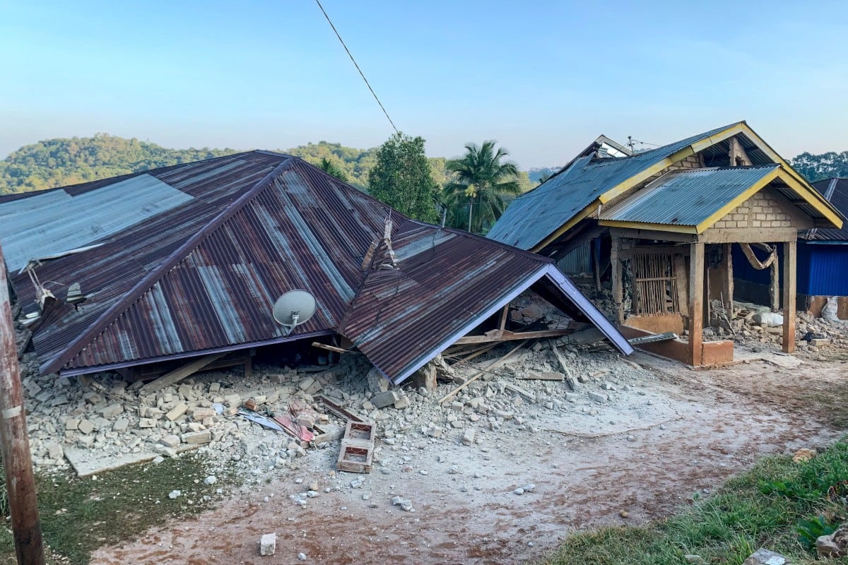 Indonesia enfrenta las consecuencias de un sismo que alcanzó una magnitud de 7,7.