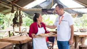 El programa Empropaz brinda formación en emprendimientos a colombianos retornados y migrantes venezolanos.