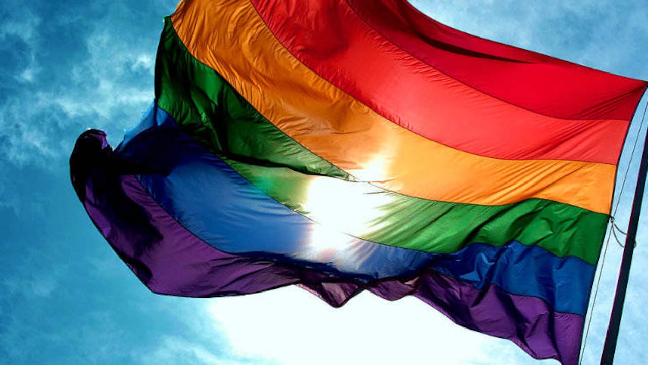 Bandera orgullo gay lgbt
