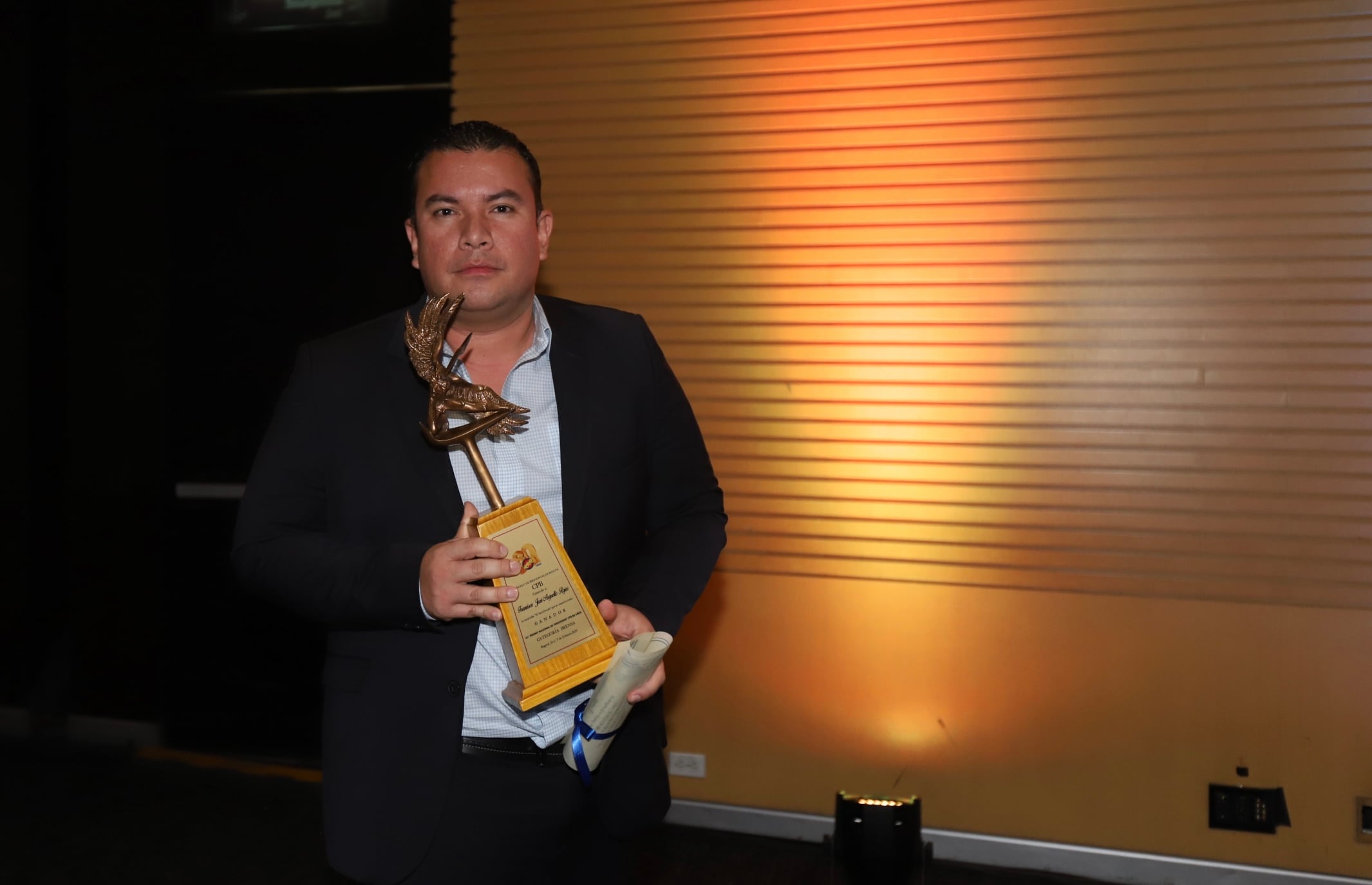 FRANCISCO ARGÜELLO PERIODISTA DE SEMANA