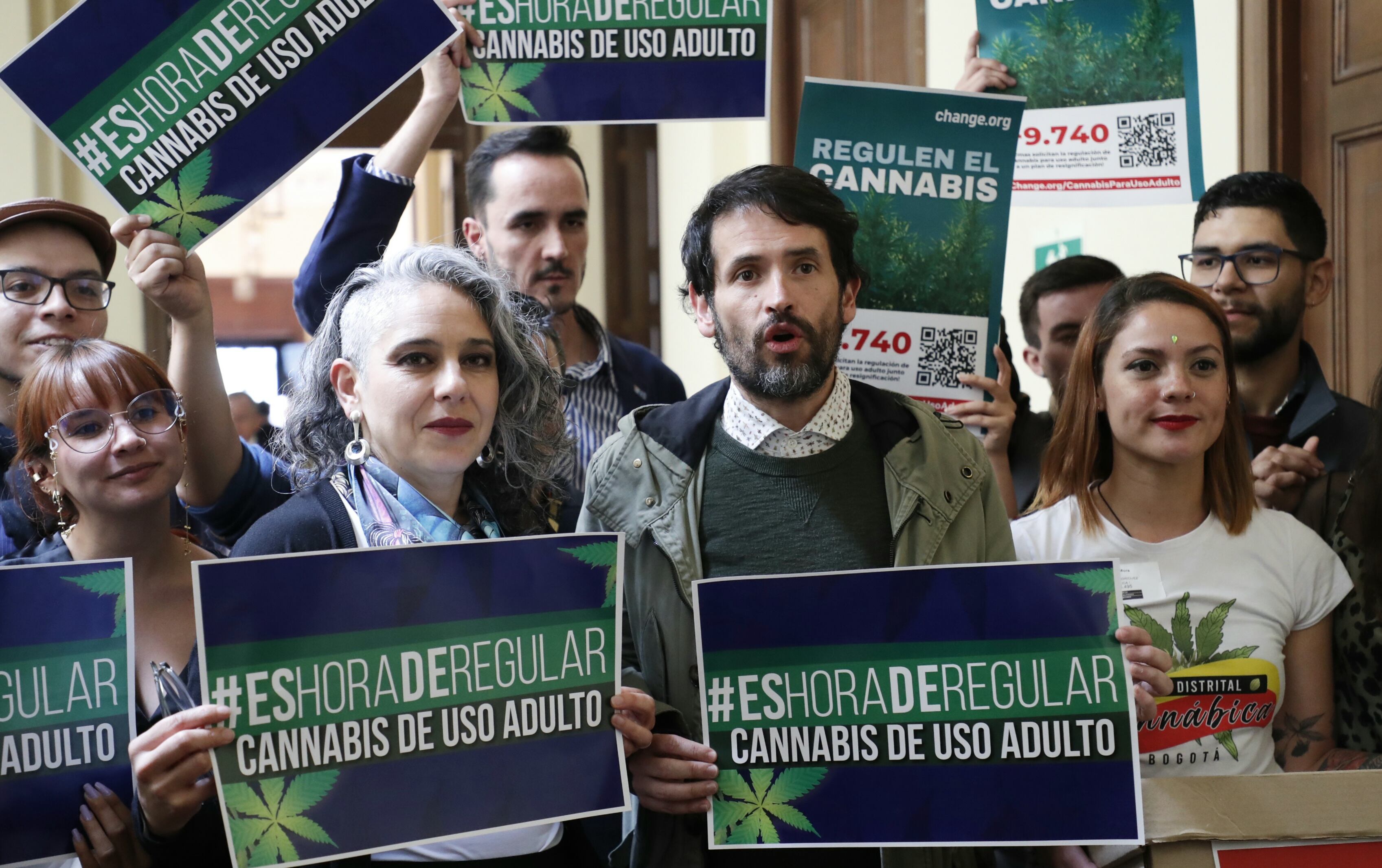 Proyecto de ley que regula el cannabis de uso adulto en Colombia,