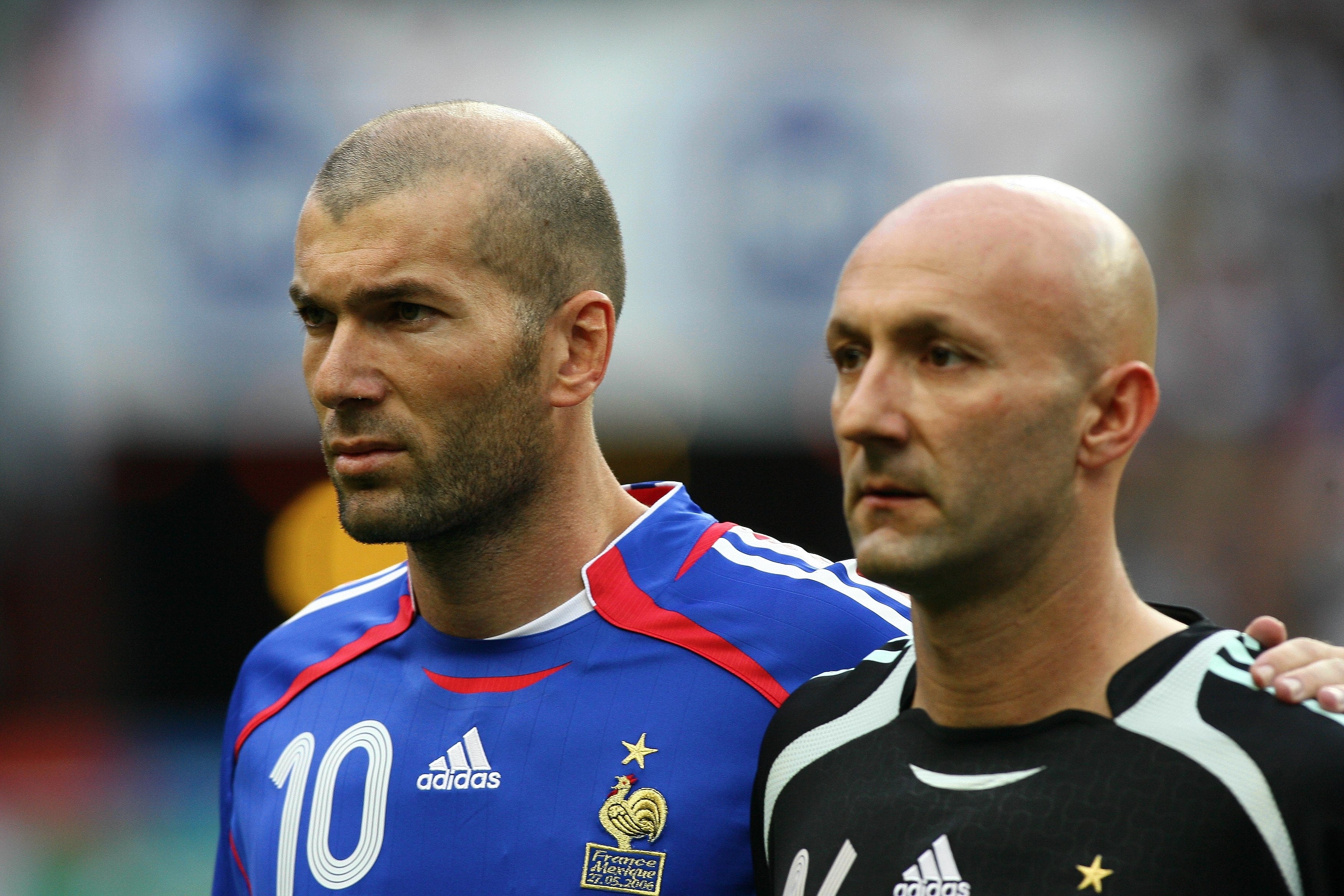 French players Zinedine Zidane (L) and Fabien Barthez before the match played between France and Mexico at Stade de France as part of the pre World Cup training. This was Zidane's last game at the famous French stadium. (Photo by liewig christian/Corbis via Getty Images)