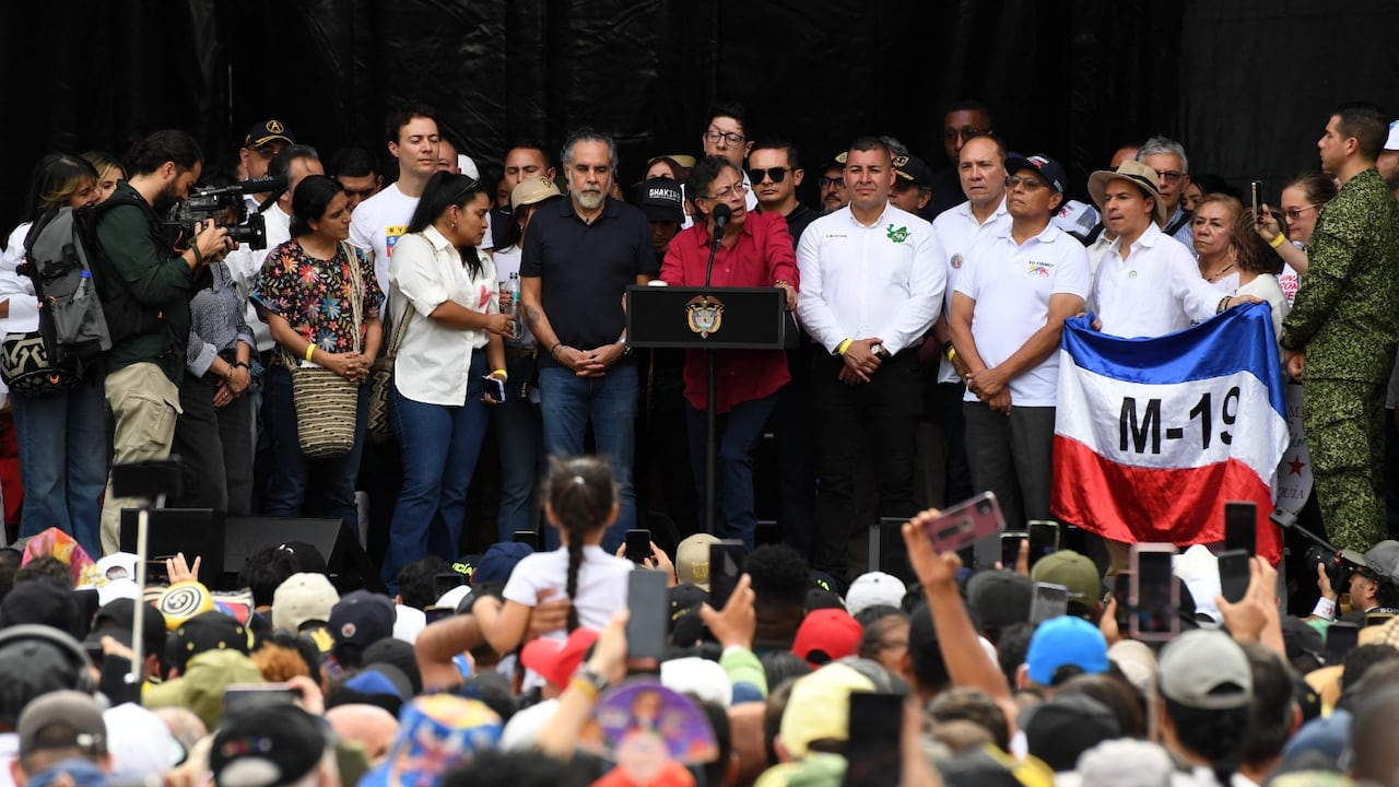 Gustavo Petro en La Alpujarra de Medellín.