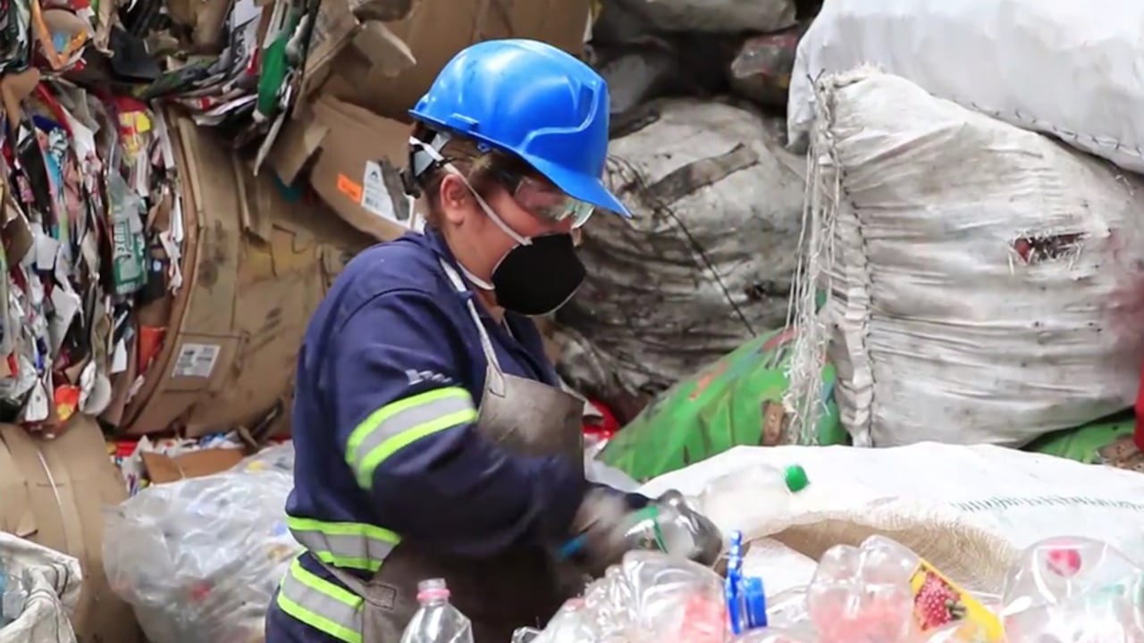 Reciclaje de basuras en Colombia.