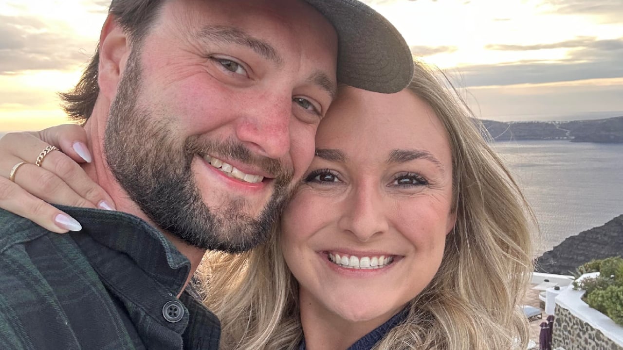 Los novios de la escuela secundaria Rachel Dumovich, de 29 años, y Brandon Dumovich, de 30, fueron encontrados muertos