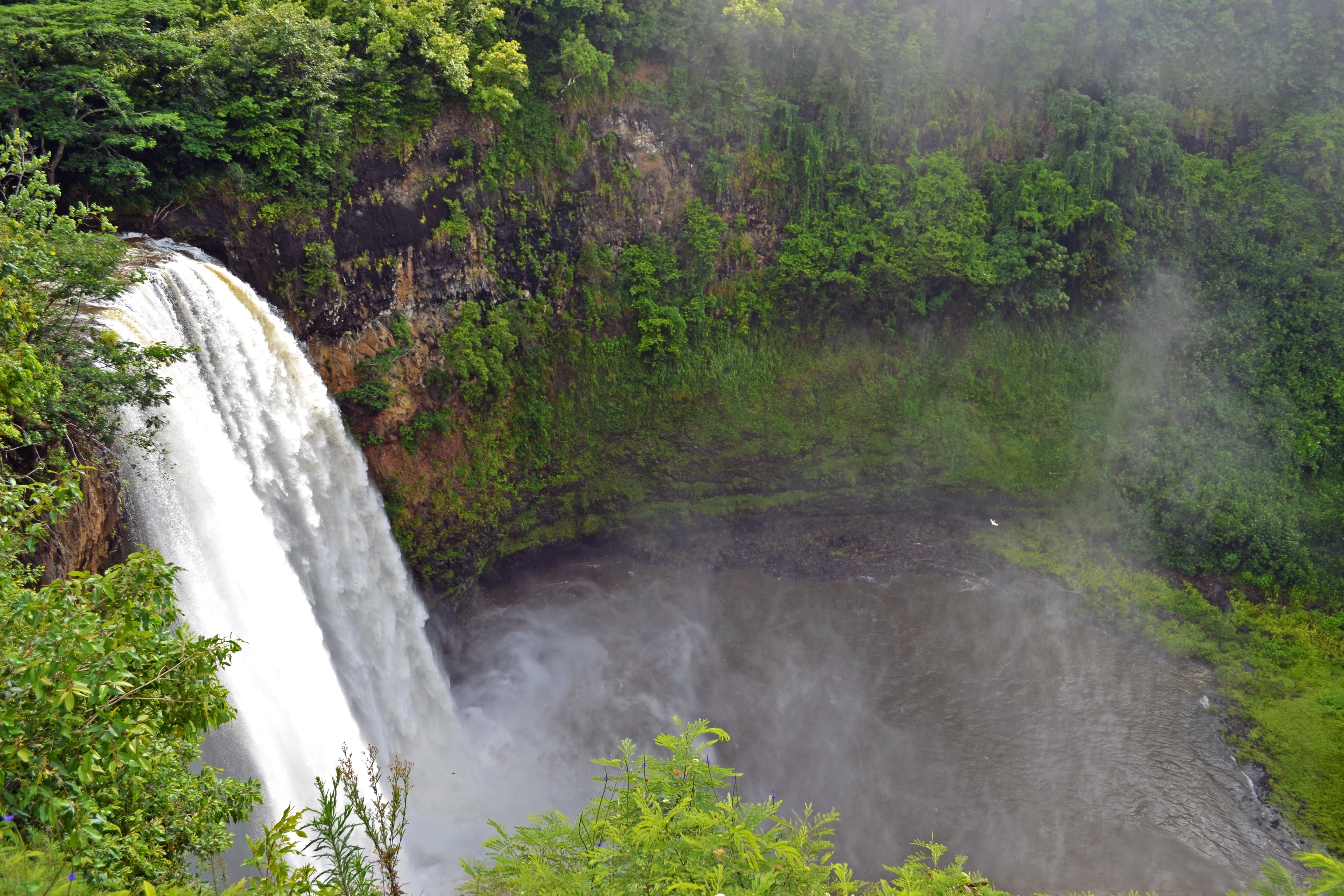 Wailua Falls. Kauai. Hawaii. USA. (Photo by: Andre Seale/VW PICS/Universal Images Group via Getty Images)