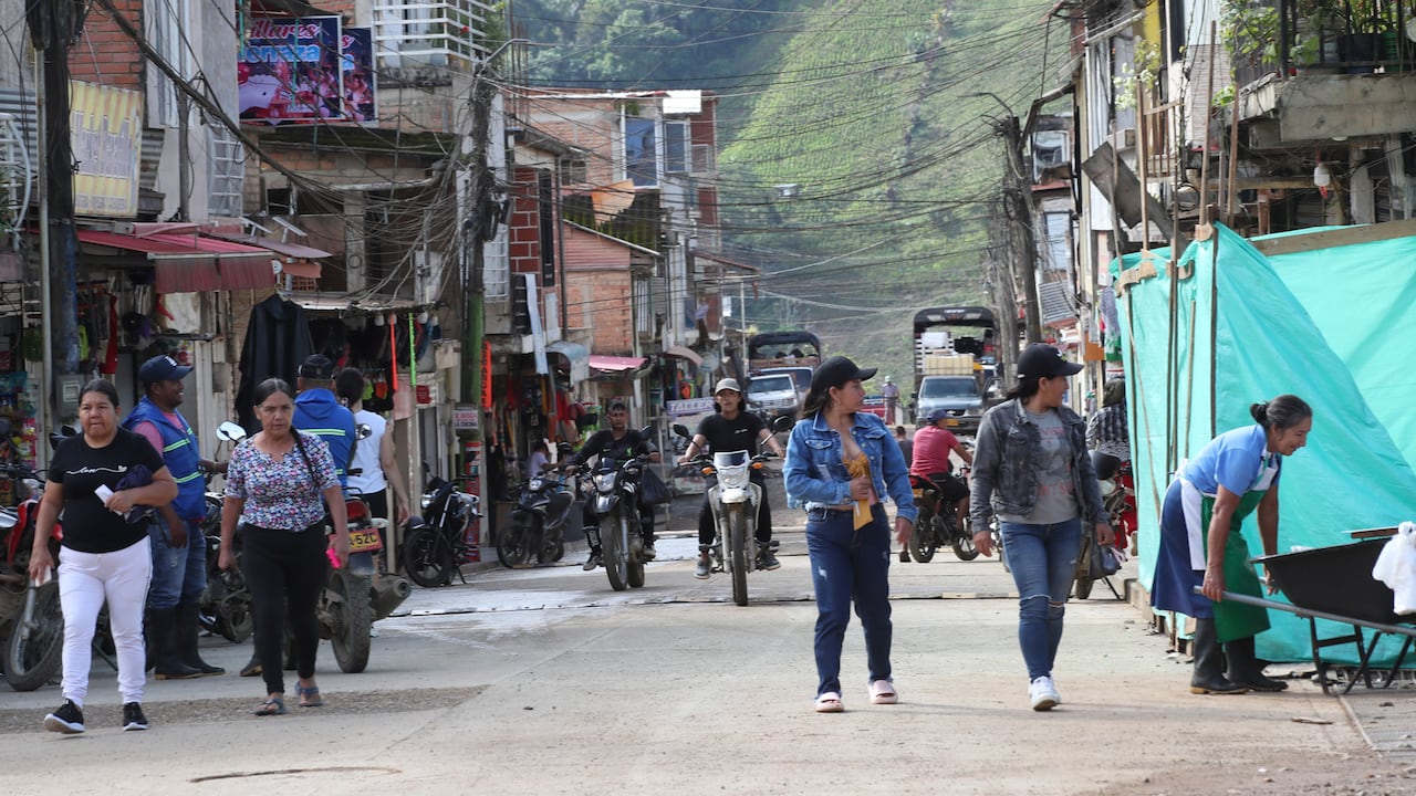 Habitantes de El Plateado le ‘cantaron la tabla’ a Petro por promesas incumplidas y el alto costo de vida. Archivo.