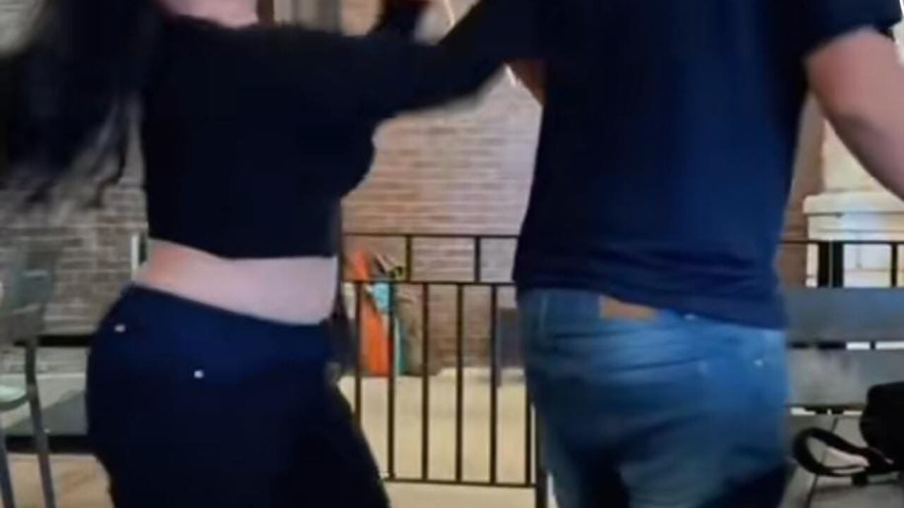 Mujer descubre infidelidad de su novio con su mejor amiga