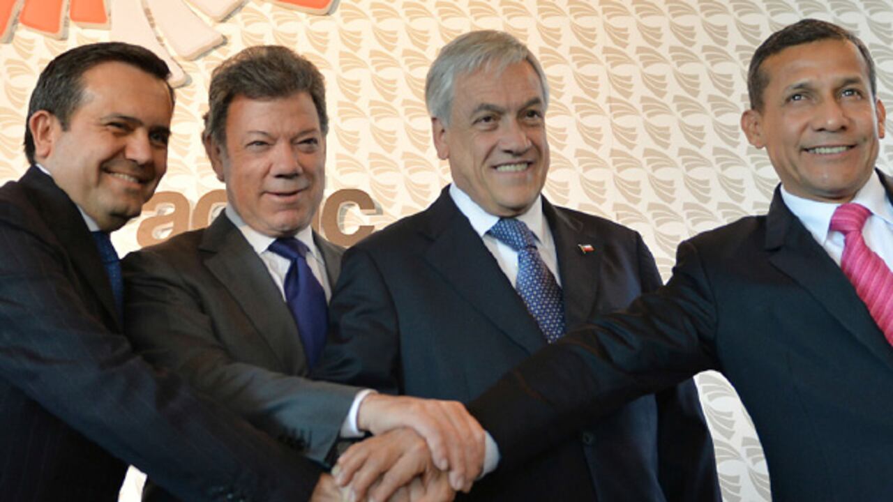 México, Colombia, Chile y Perú presentaron la semana pasada en Nueva York la Alianza del Pacífico. De izquierda a derecha el secretario de Economía de México, Ildefonso Guajardo, y los presidentes de Colombia,Juan Manuel Santos; de Chile, Sebastián Piñera, y de Perú, Ollanta Humala.