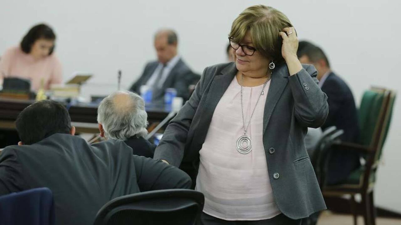 La ministra de Justicia, Gloria María Borrero, insiste en la necesidad de reformar la Judicatura.