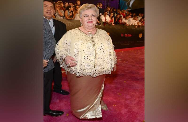 Paquita la del Barrio no se perdió la ceremonia. Foto:  Gustavo Caballero / GETTY IMAGES NORTH AMERICA / AFP