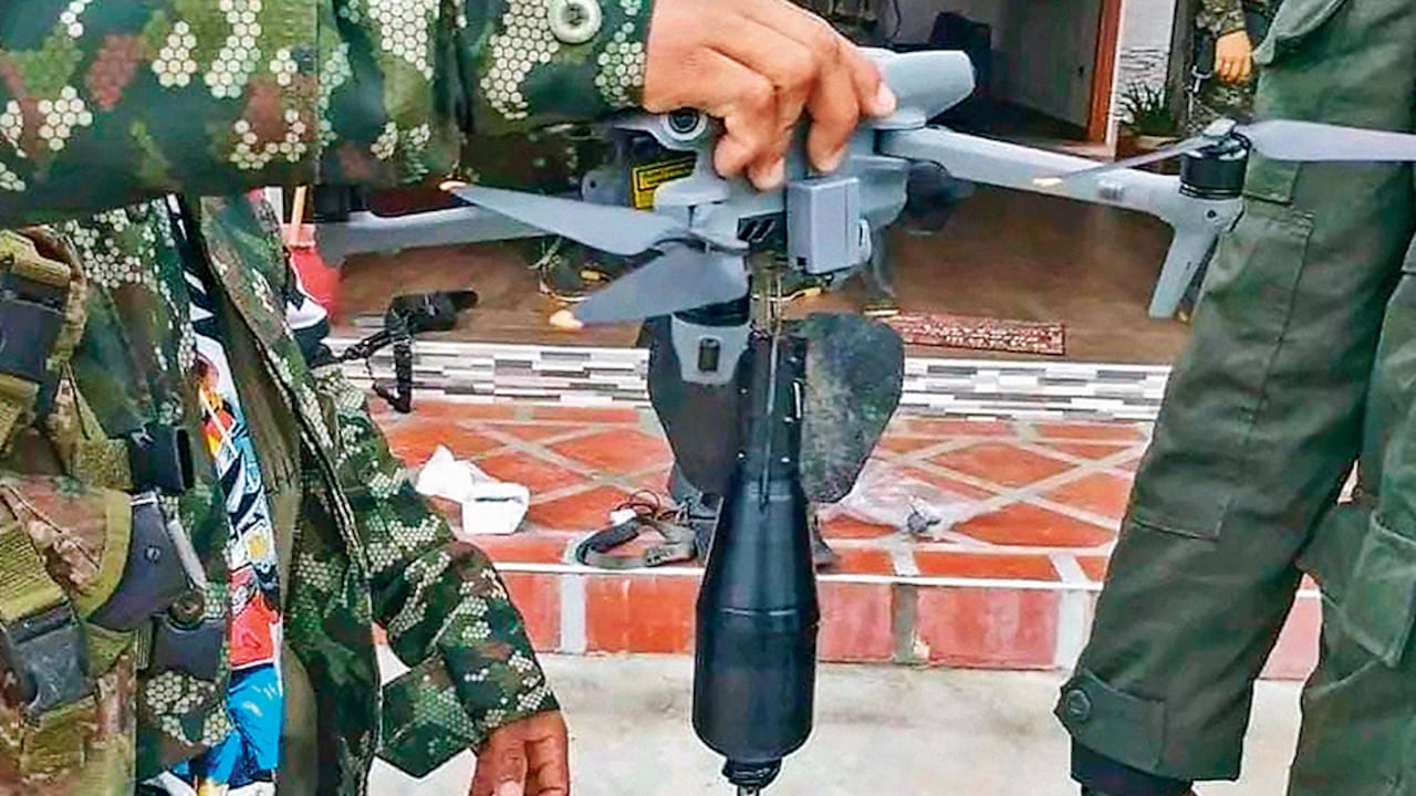 Ejército confirmó 21 ataques con drones y explosivos sobre las tropas en el Cauca; un capitán y dos soldados resultaron heridos. Archivo.