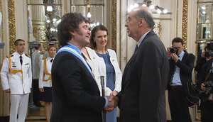 Delegación colombiana en la posesión de Javier Milei.