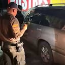 Policía incautó marihuana en Cundinamarca en una camioneta gemeleada y con placas oficiales.