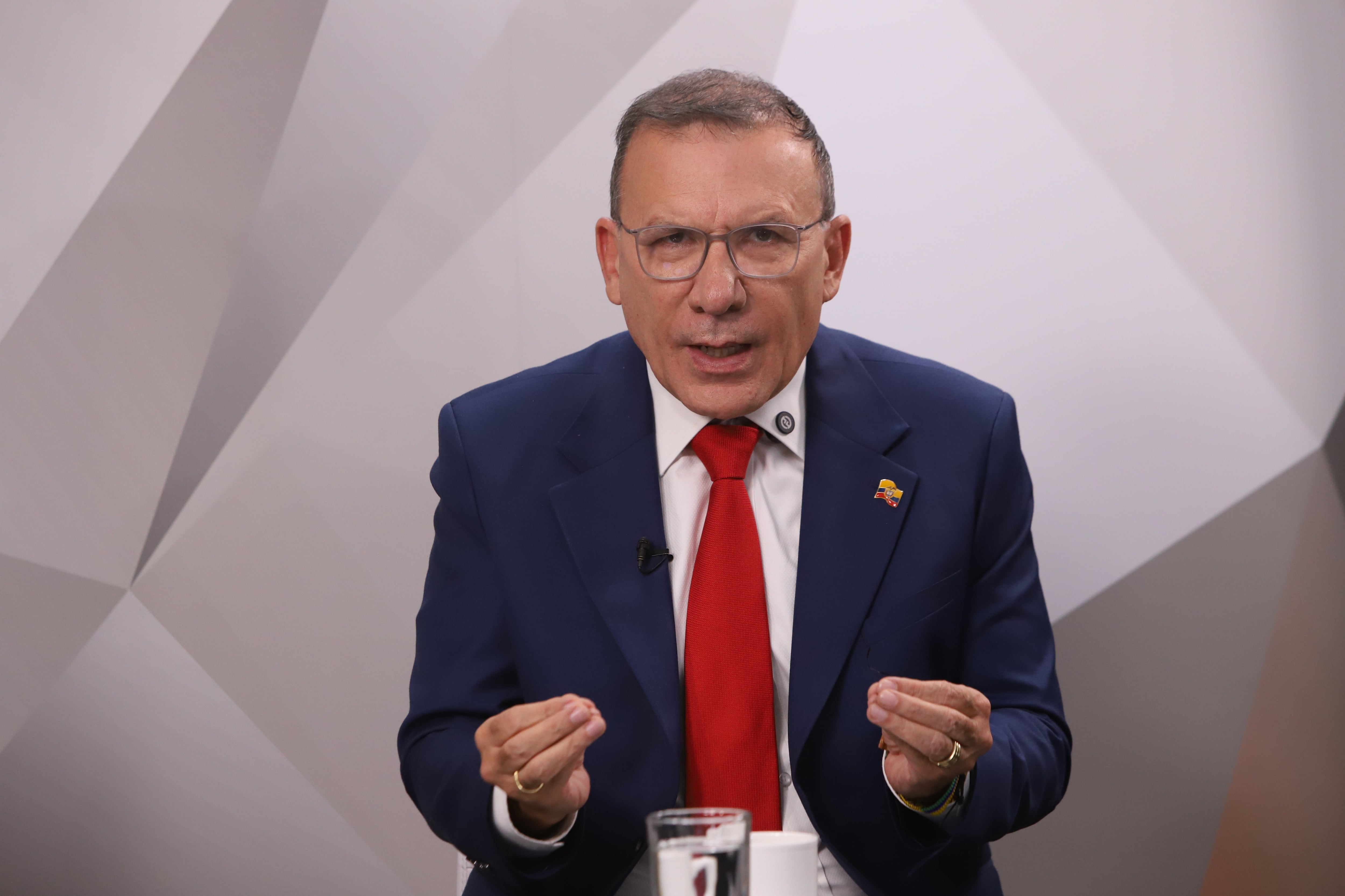 El Debate entrevista de Yesid Lancheros al precandidato presidencial Roy Barreras.