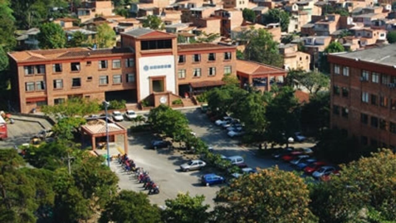 Institución Universitaria Esumer de Medellín
