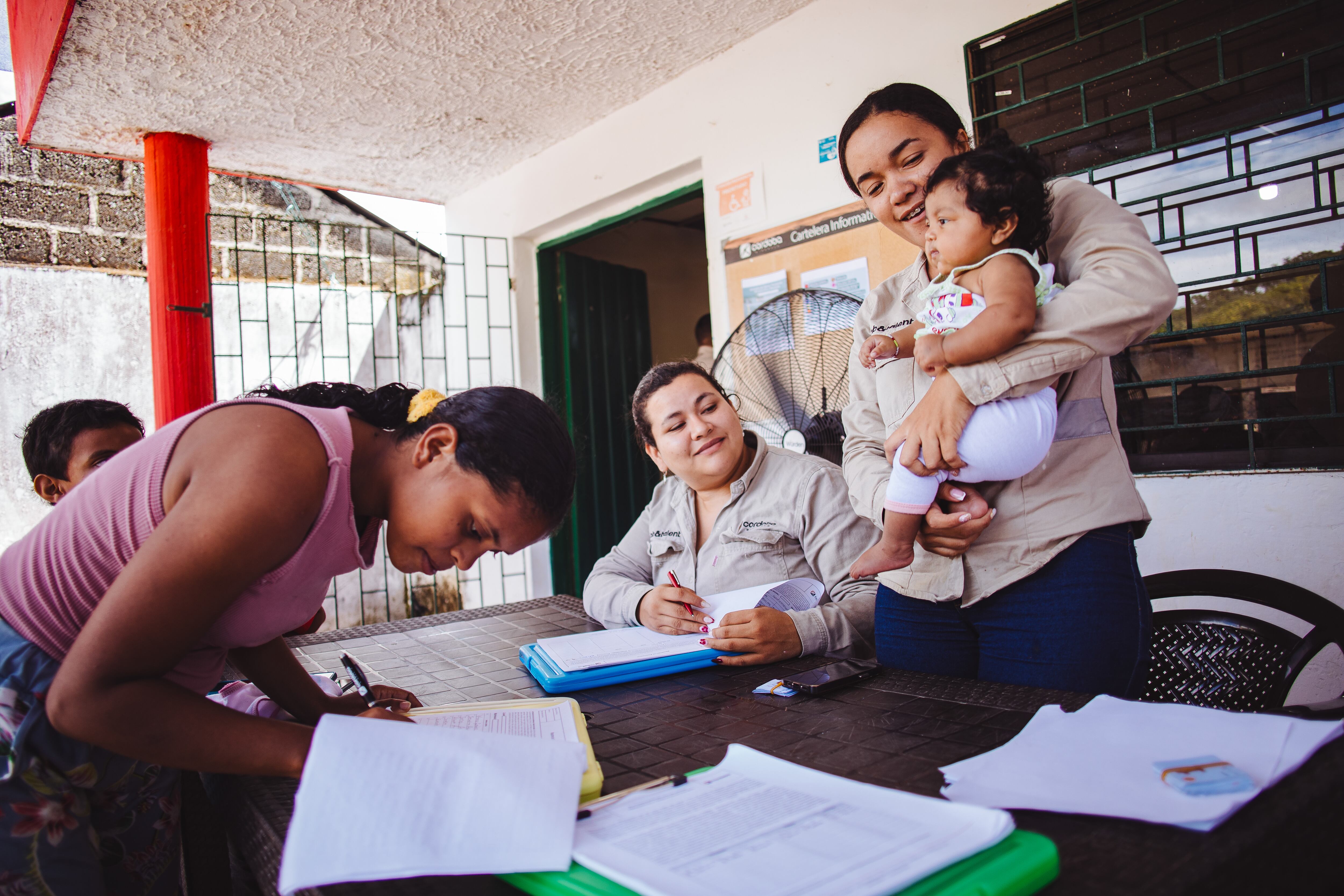 El proyecto El Alacrán tiene un impacto importante en las comunidades vecinas.