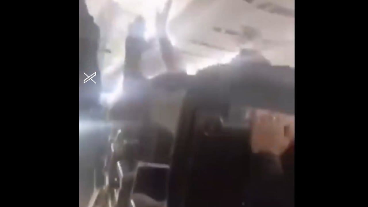 Imagen del accidente de avión en Irán.