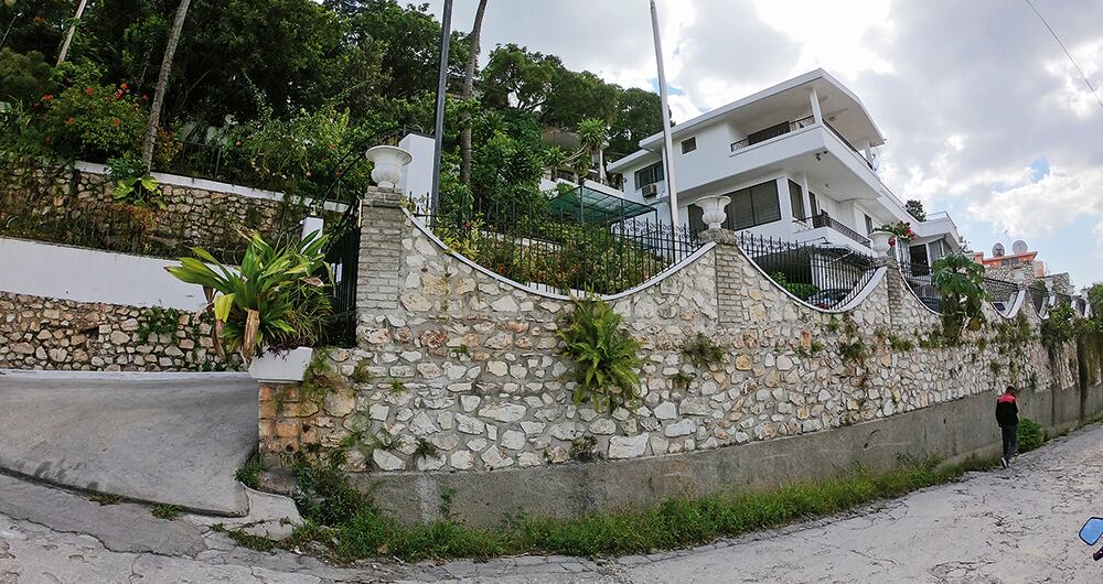 En la Embajada de Taiwán creyeron sentirse seguros.(Foto: Salud Hernández-Mora)