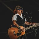 Johnny Depp, sin barba, sorprende a sus fans.