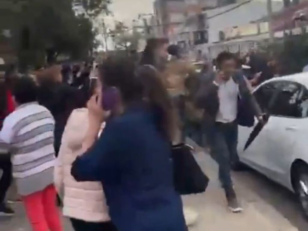 Miguel Uribe sufrió un atentado en horas de la tarde de este sábado, mientras realizaba un acto de campaña en Bogotá.