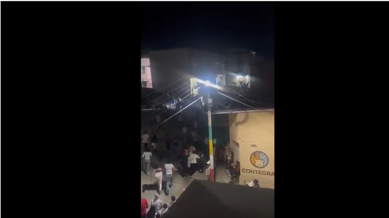 Los habitantes del municipio no están de acuerdo con los resultados por la Alcadía que separa a dos aspirantes por 21 votos. Foto X: @foconoticias_