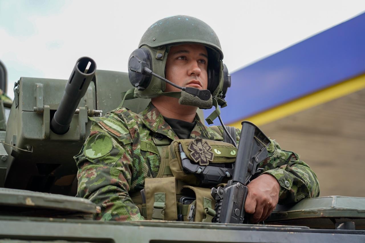 Con un pelotón blindado del Ejército Nacional, se realizan patrullas permanentes en esta región del suroccidente del país. Además, aeronaves no tripuladas de la Fuerza Aeroespacial Colombiana realizan sobrevuelos en principales ejes viales.