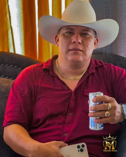 El cantante Sebastián Muñoz fue una de las víctimas de dejó el violento ataque.