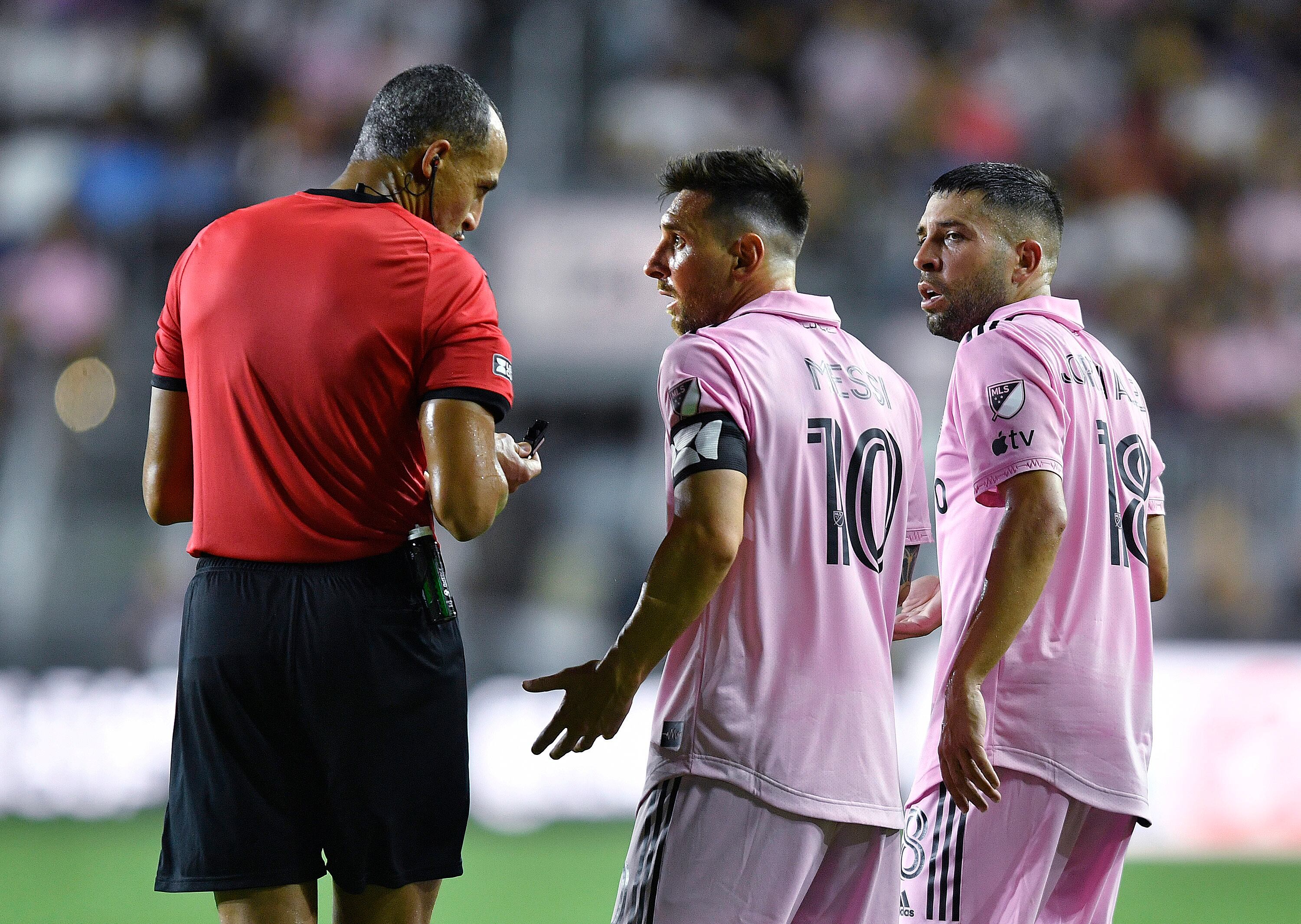 Inter Miami forward Lionel Messi (10) argues with the referee during the second half of the team's Leagues Cup soccer match against Charlotte FC, Friday, Aug. 11, 2023, in Fort Lauderdale, Fla. (AP Photo/Michael Laughlin)