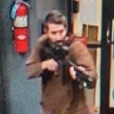 El sujeto fue identificado como Robert Card, con 40 años de edad.