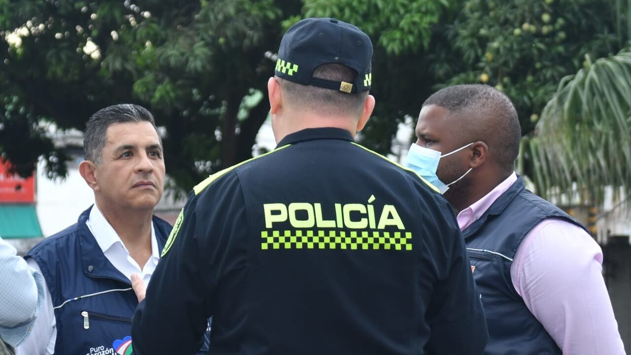 El alcalde de Cali, Jorge Iván Ospina, ofreció hasta $50 millones de recompensa por información de estos crímenes.