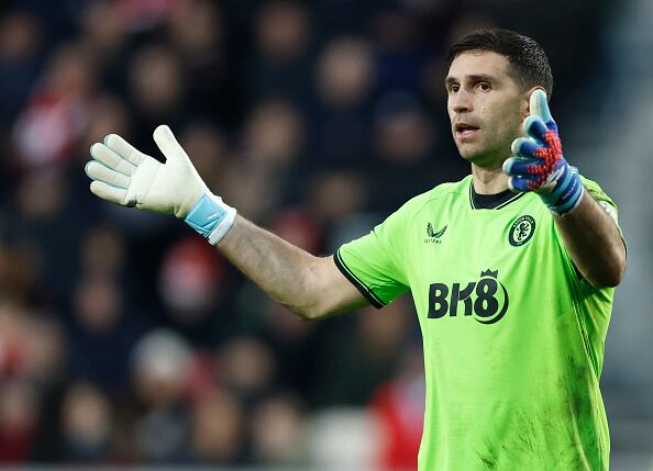 Emiliano Dibu Martínez.