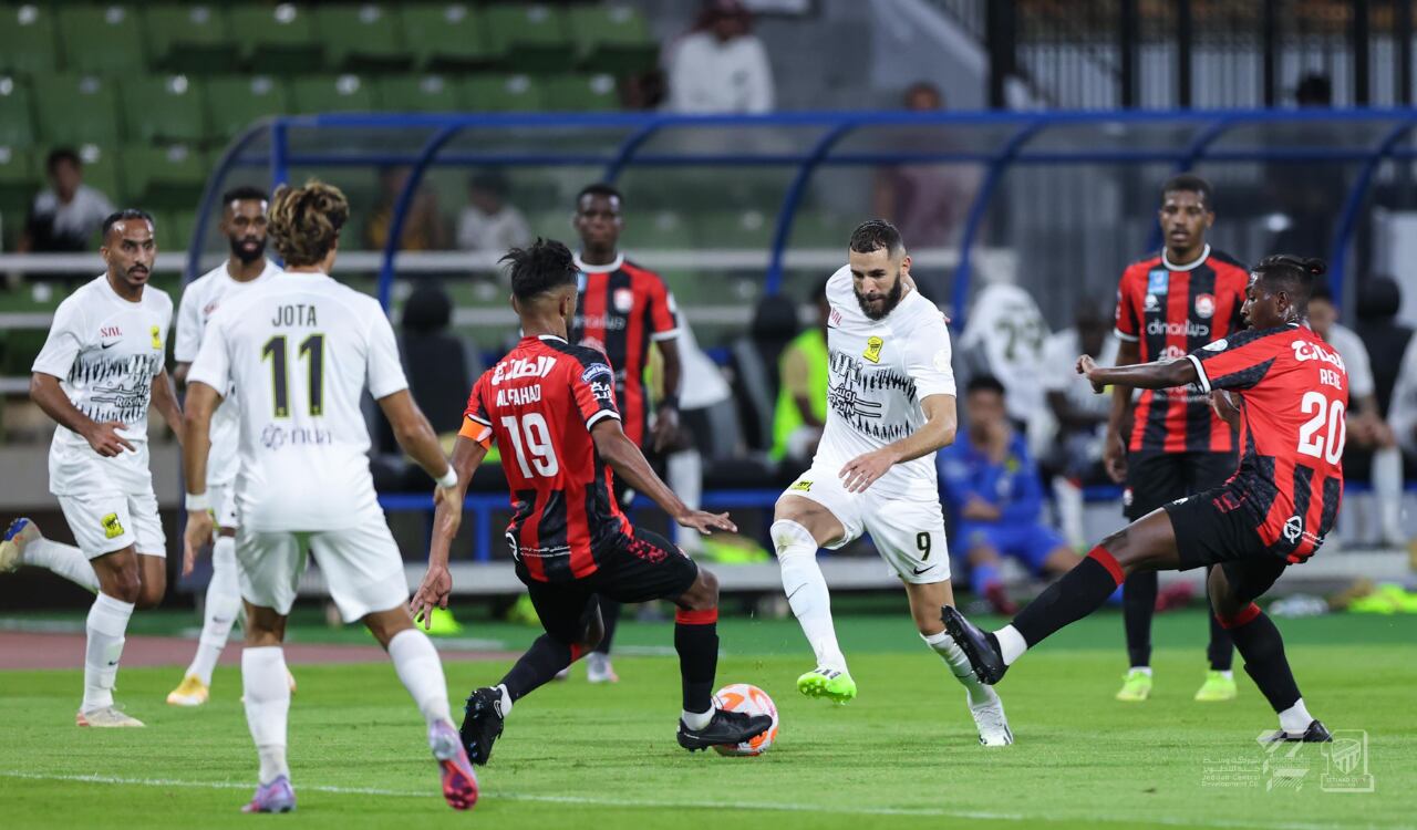 Karim Benzema hizo su estreno en la Liga Saudí