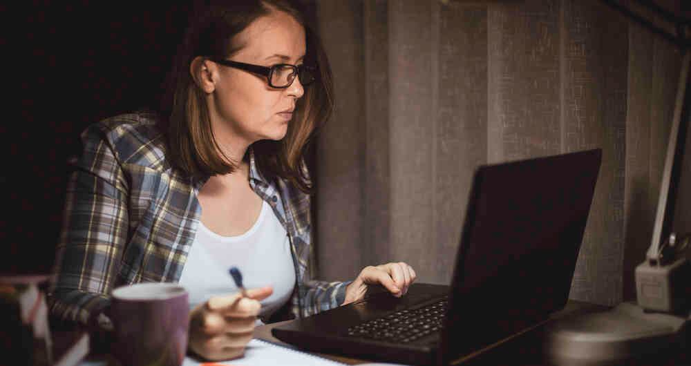 El flujo de e-mails aumentó 5 por ciento por persona al día. 