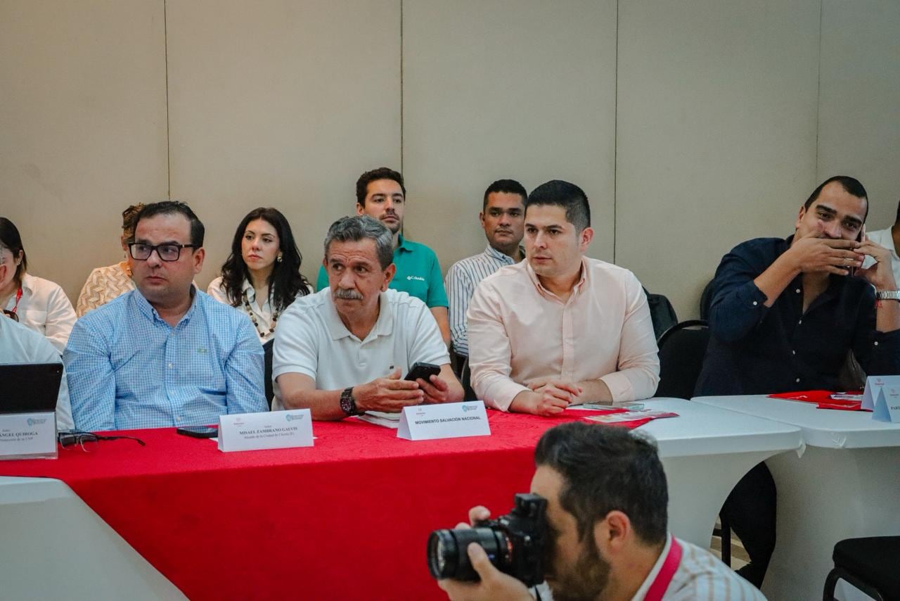 Camilo Suárez, alcalde de Villa del Rosario, participó en el Comité de Garantías Electorales