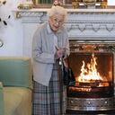 La Reina Isabel se encuentra con pronóstico reservado en su salud.