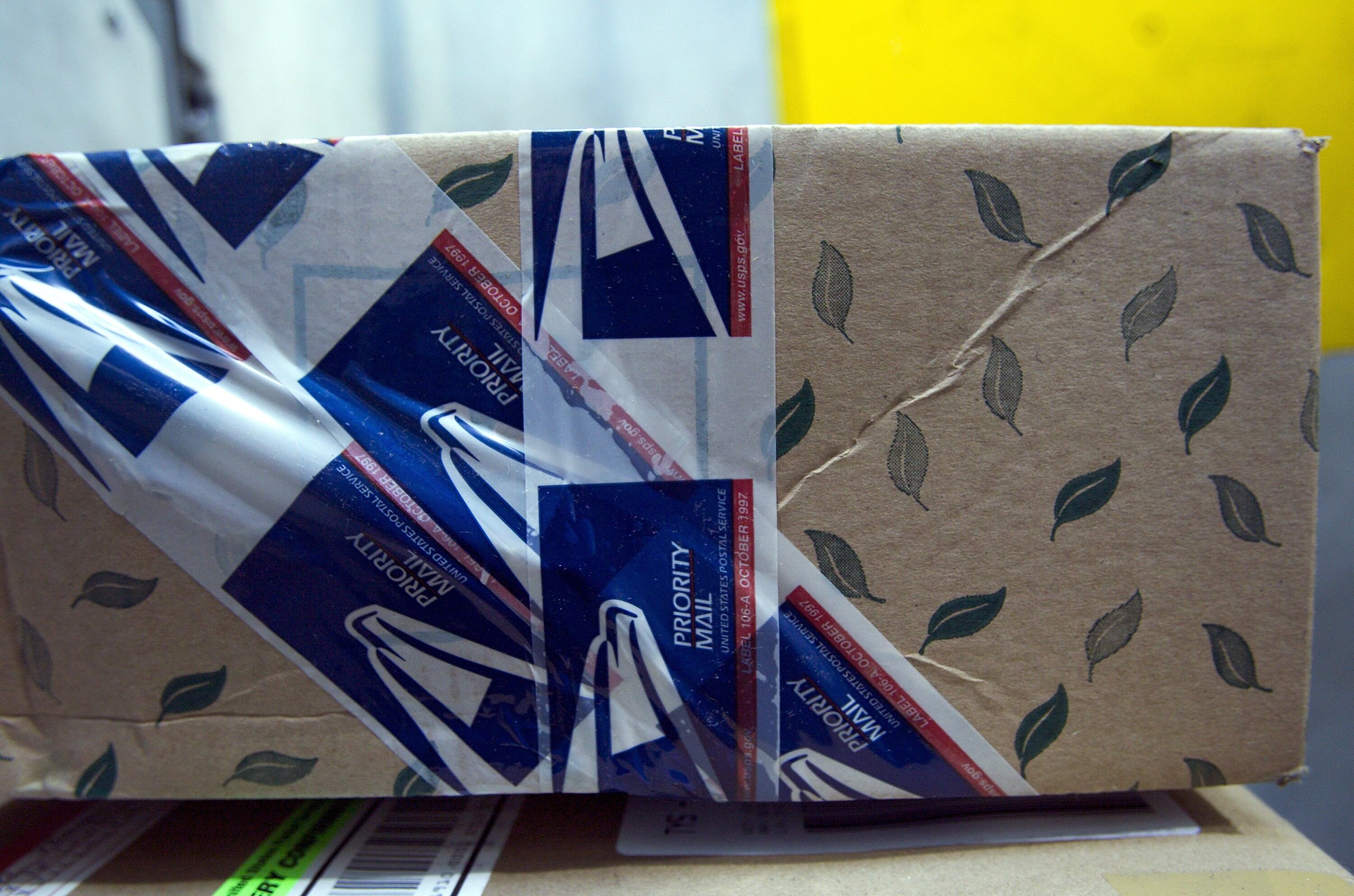 El paquete fue descubierto por un agente de correo quien puso la denuncia ante las autoridades