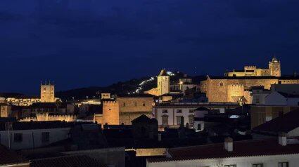 España enfrenta un apagón masivo que paraliza servicios esenciales en todo el país.