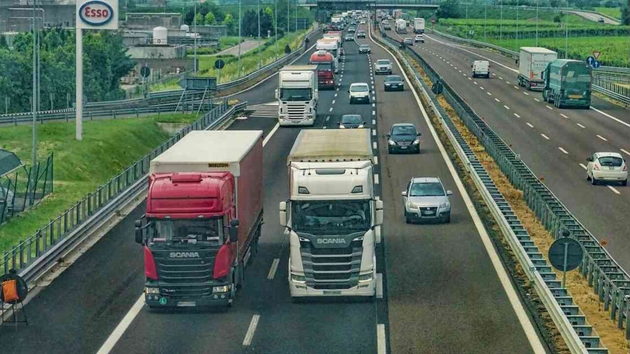 Las pequeñísimas partículas se expanden durante días por el aire hasta llegar a los mares y océanos. Foto: Pixabay